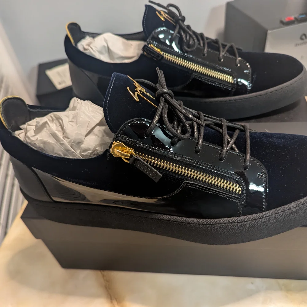 Giuseppe Zanotti Men's Black Sneakers - Picture 4 of 15